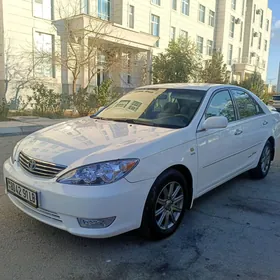 Toyota Camry 2005
