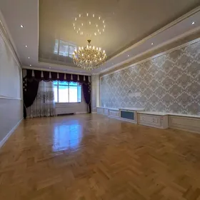 Подвойская 4ком 9этаж