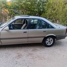 Opel Omega 1992