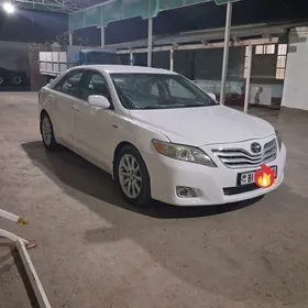Toyota Camry 2011