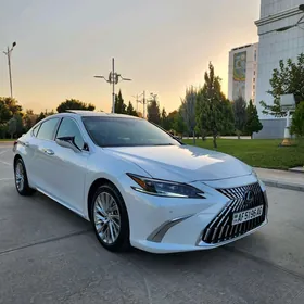 Lexus ES 350 2019