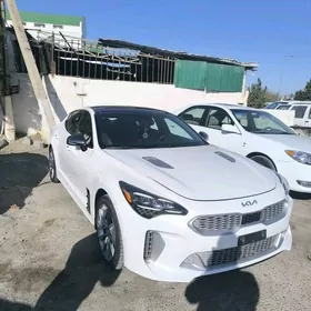 Kia Stinger 2023