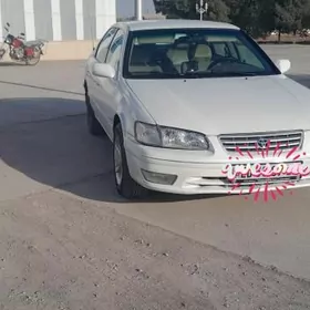 Toyota Camry 1999