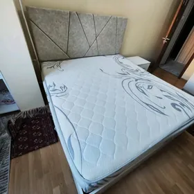 Кровать двухместная 1.80*2.0