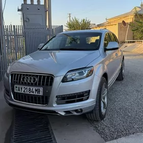 Audi Q7 2011