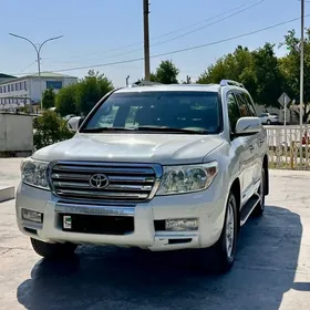 Toyota Land Cruiser 2025