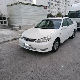 Toyota Camry 2005
