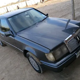 Mercedes-Benz 230E 1993