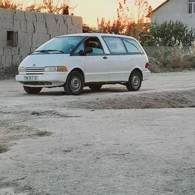 Toyota Previa 1992