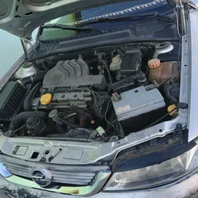 Opel Vectra 1996