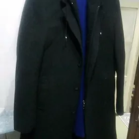 Пальто зимнее