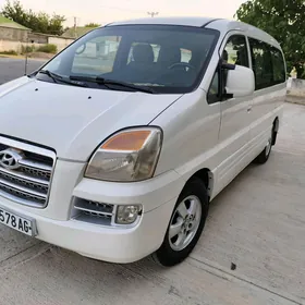 Hyundai H-1 2007