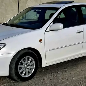 Toyota Camry 2004
