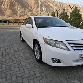 Toyota Camry 2010