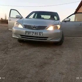 Toyota Camry 2004