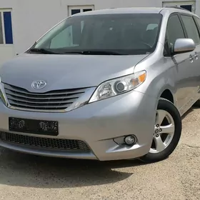 Toyota Sienna 2016