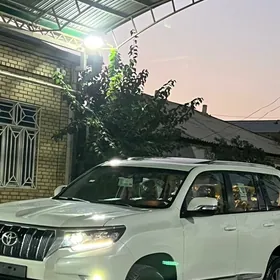 Toyota Land Cruiser Prado 2020