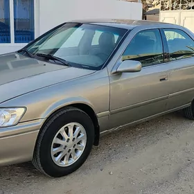 Toyota Camry 2000