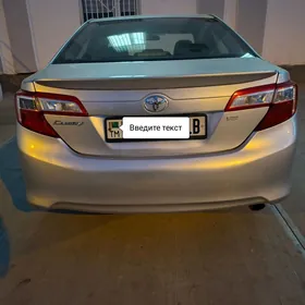 Toyota Camry 2012