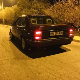 Opel Vectra 1992
