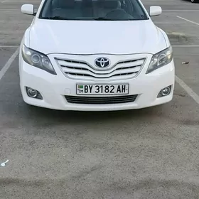Toyota Camry 2010