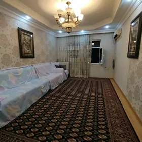 Мир2 9/3 этаж 4 ком