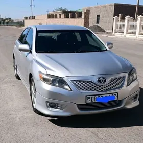 Toyota Camry 2011