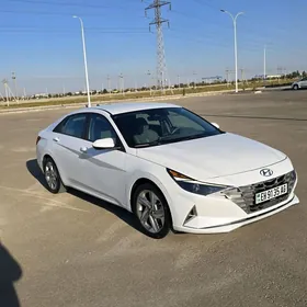 Hyundai Elantra 2023