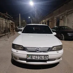 Opel Vectra 2000