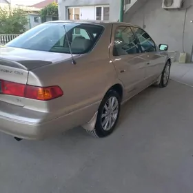 Toyota Camry 1999