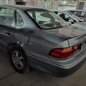 Toyota Avalon 1999