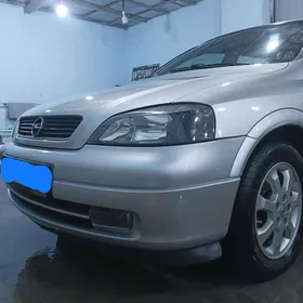 Opel Astra 2003