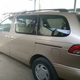 Toyota Sienna 2002