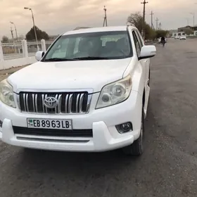 Toyota Land Cruiser Prado 2012