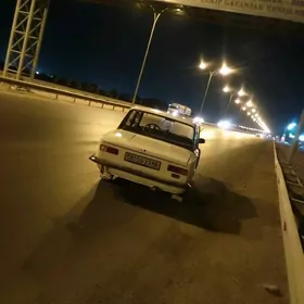 Lada 2104 1980
