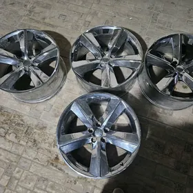 Ford-Lexus diska 20lik