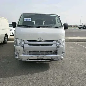 Toyota Hiace 2025