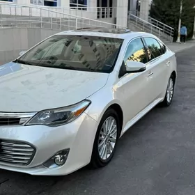 Toyota Avalon 2013