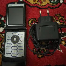 Motorola V3i