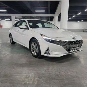 Hyundai Elantra 2021