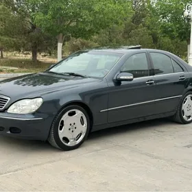 Mercedes-Benz C320 2002