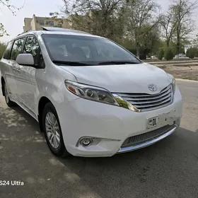 Toyota Sienna 2016
