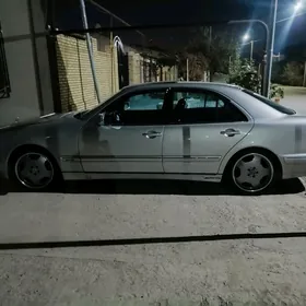 Mercedes-Benz E430 2002