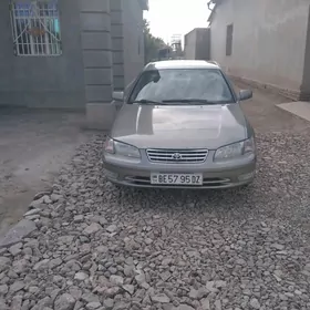 Toyota Camry 1998