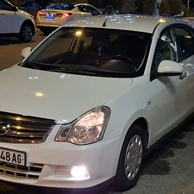 Nissan Almera 2015