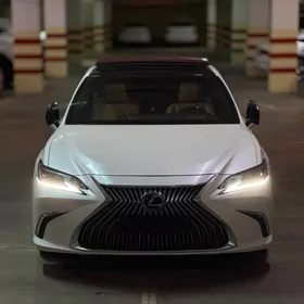 Lexus ES 350 2019