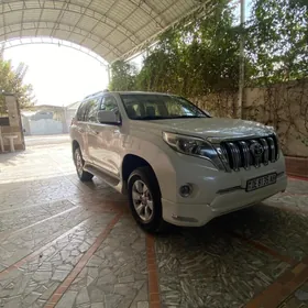 Toyota Land Cruiser Prado 2012