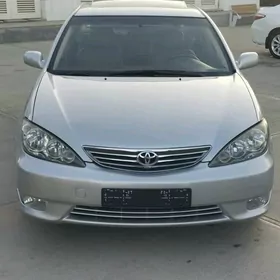 Toyota Camry 2005