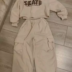 спортивные костюмы