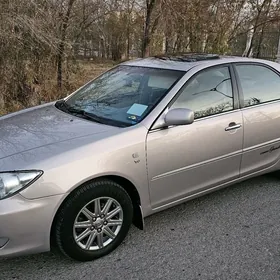 Toyota Camry 2005